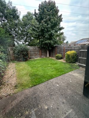 Photo 12 garden- click for photo gallery